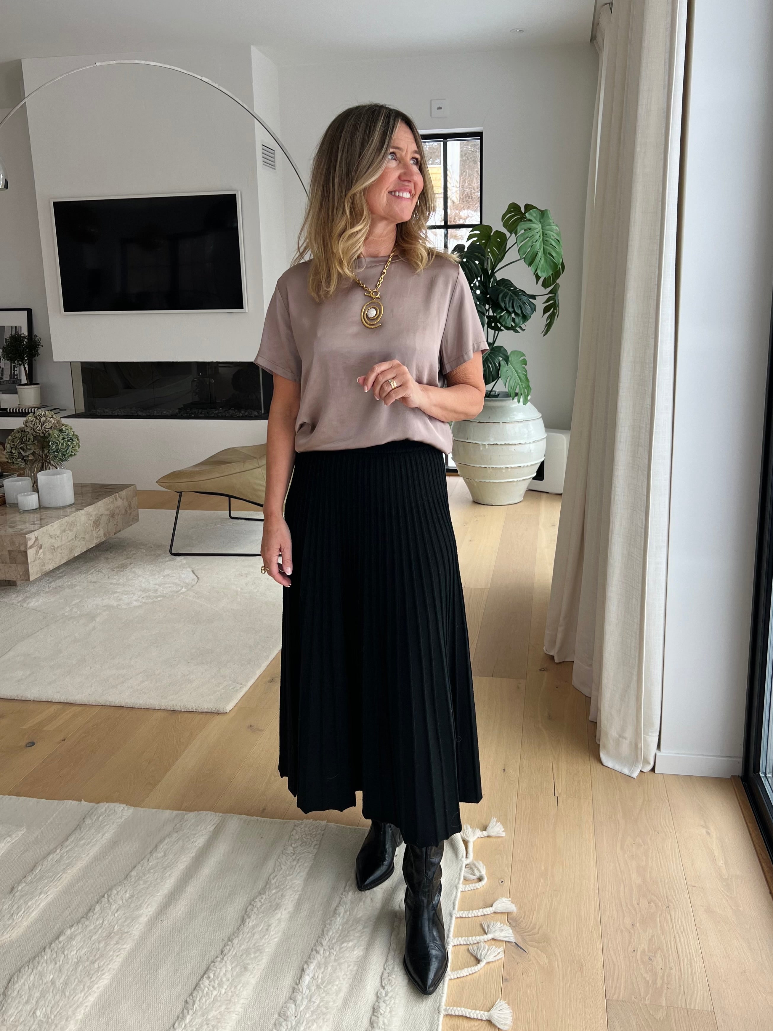 Anais Stickad Kjol Plisserad