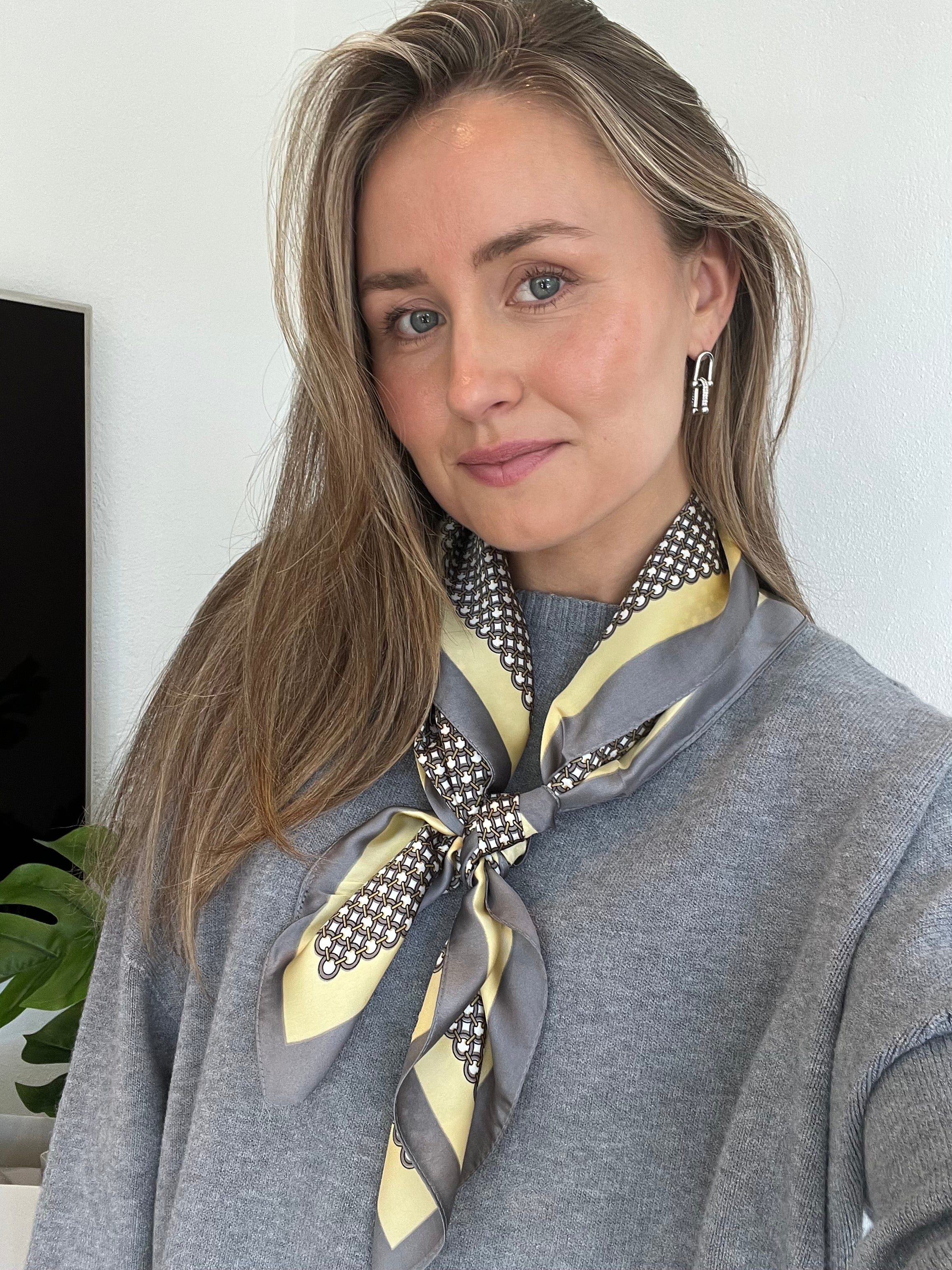 Sable Scarf Viskos Grå