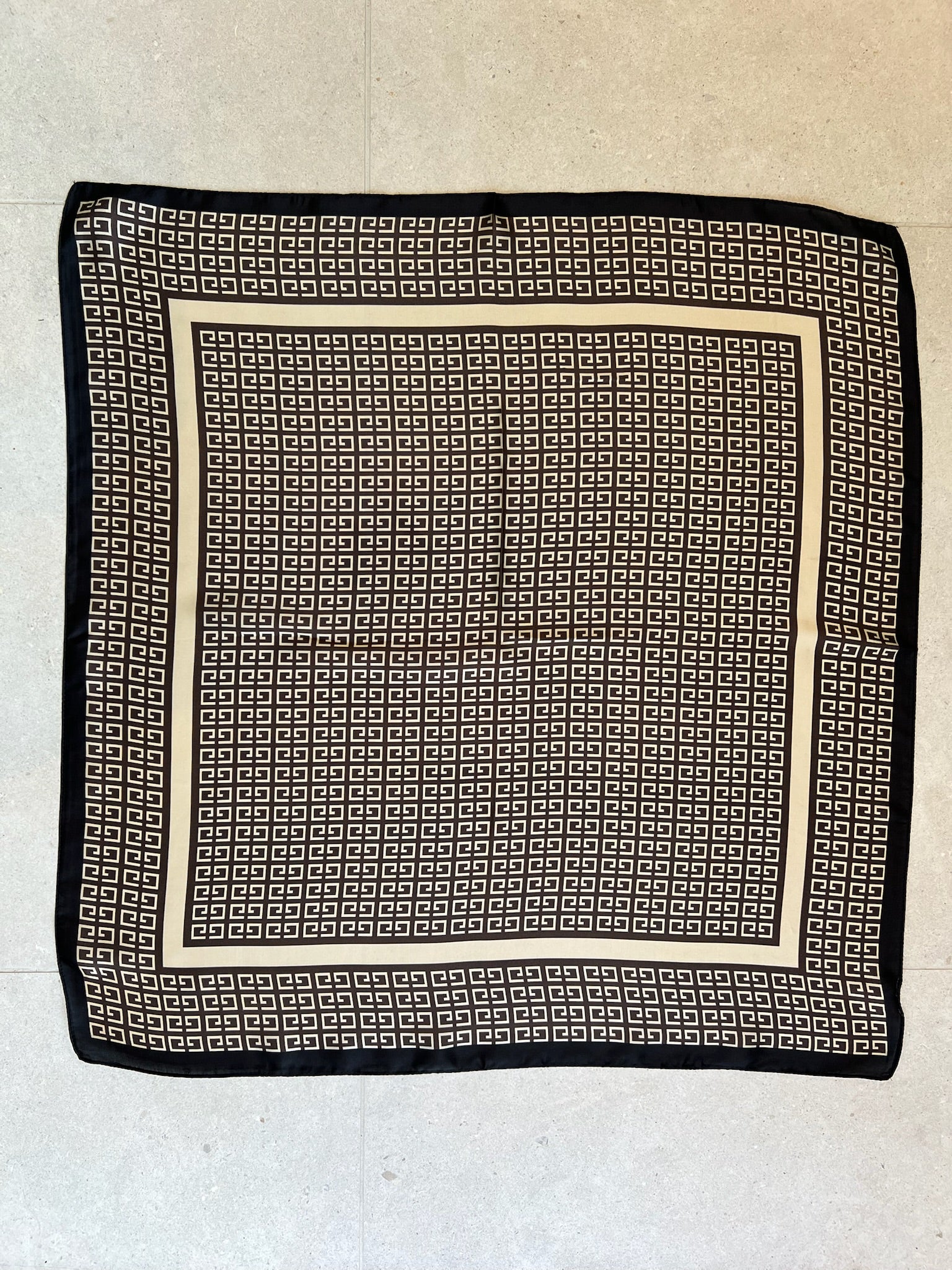 Sable Scarf Viskos Mörkbrun