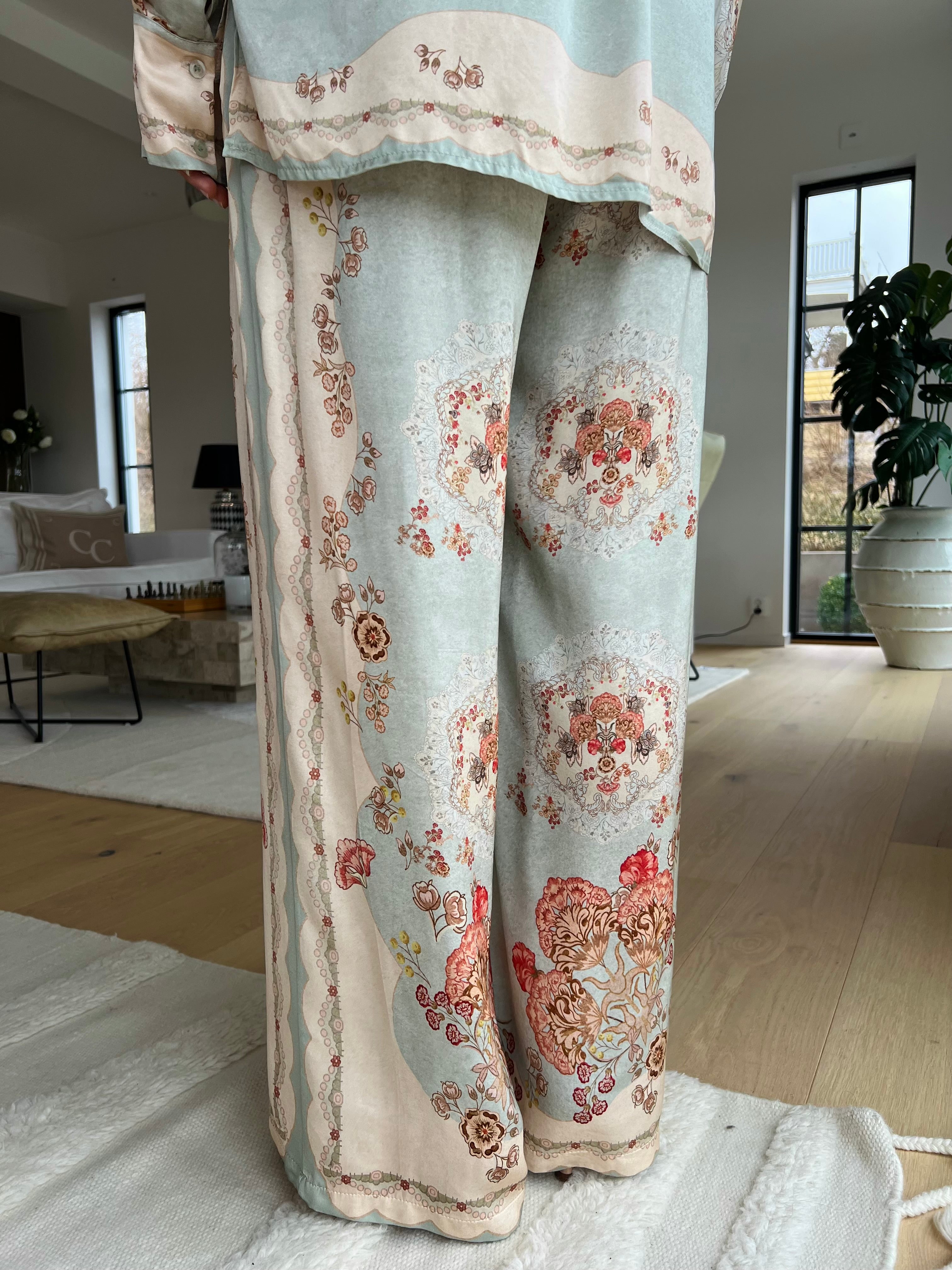 Margaux Byxor Viskos