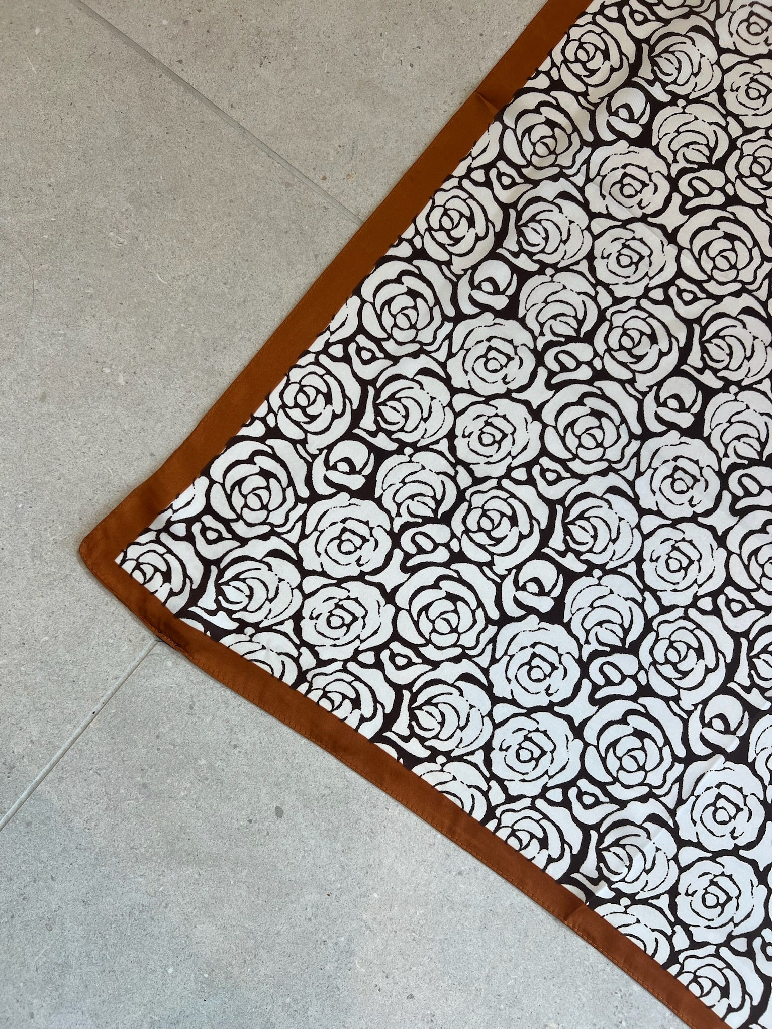 Sable Scarf Viskos Brun