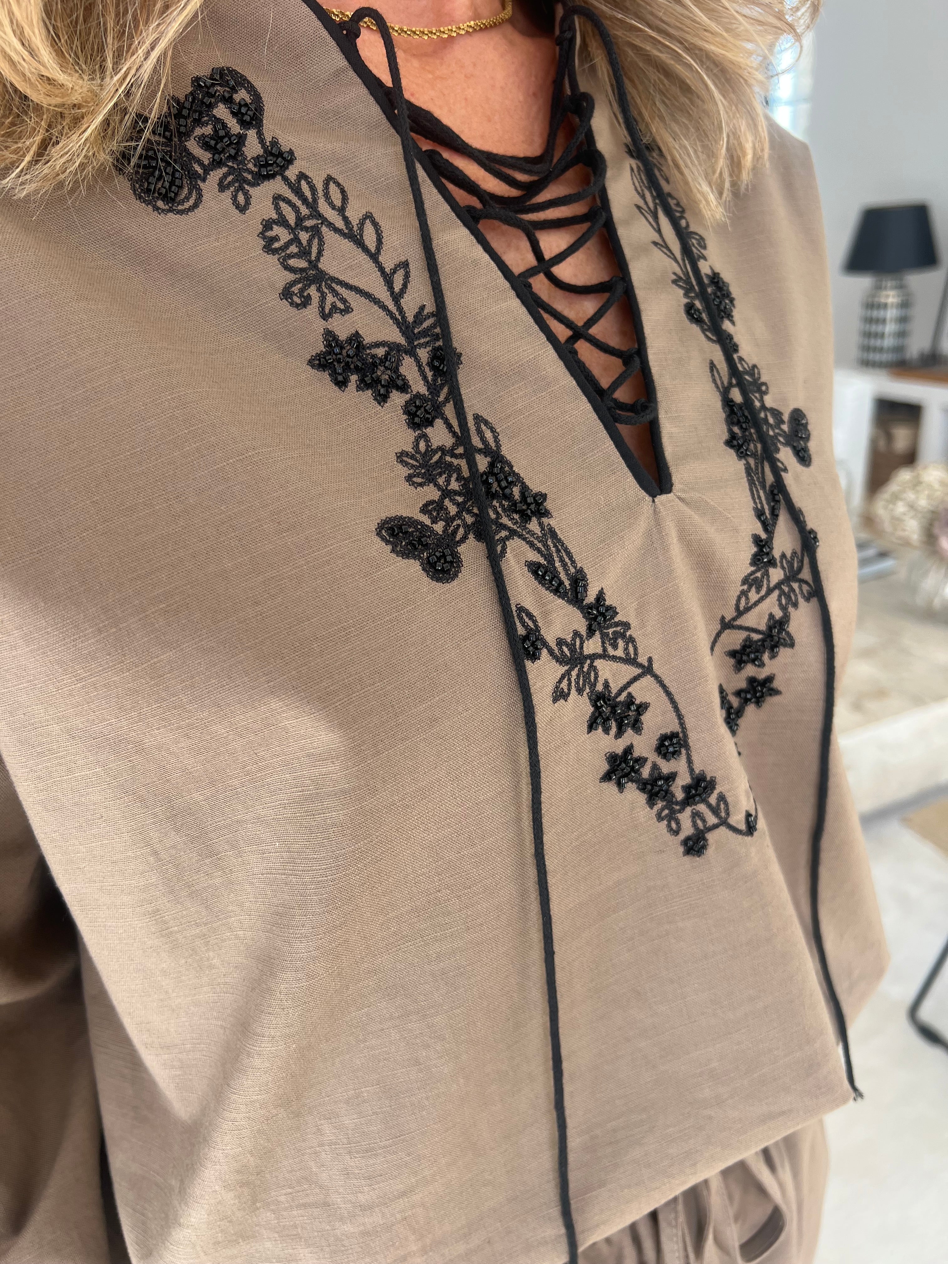 Malene Set med Blus & Shorts