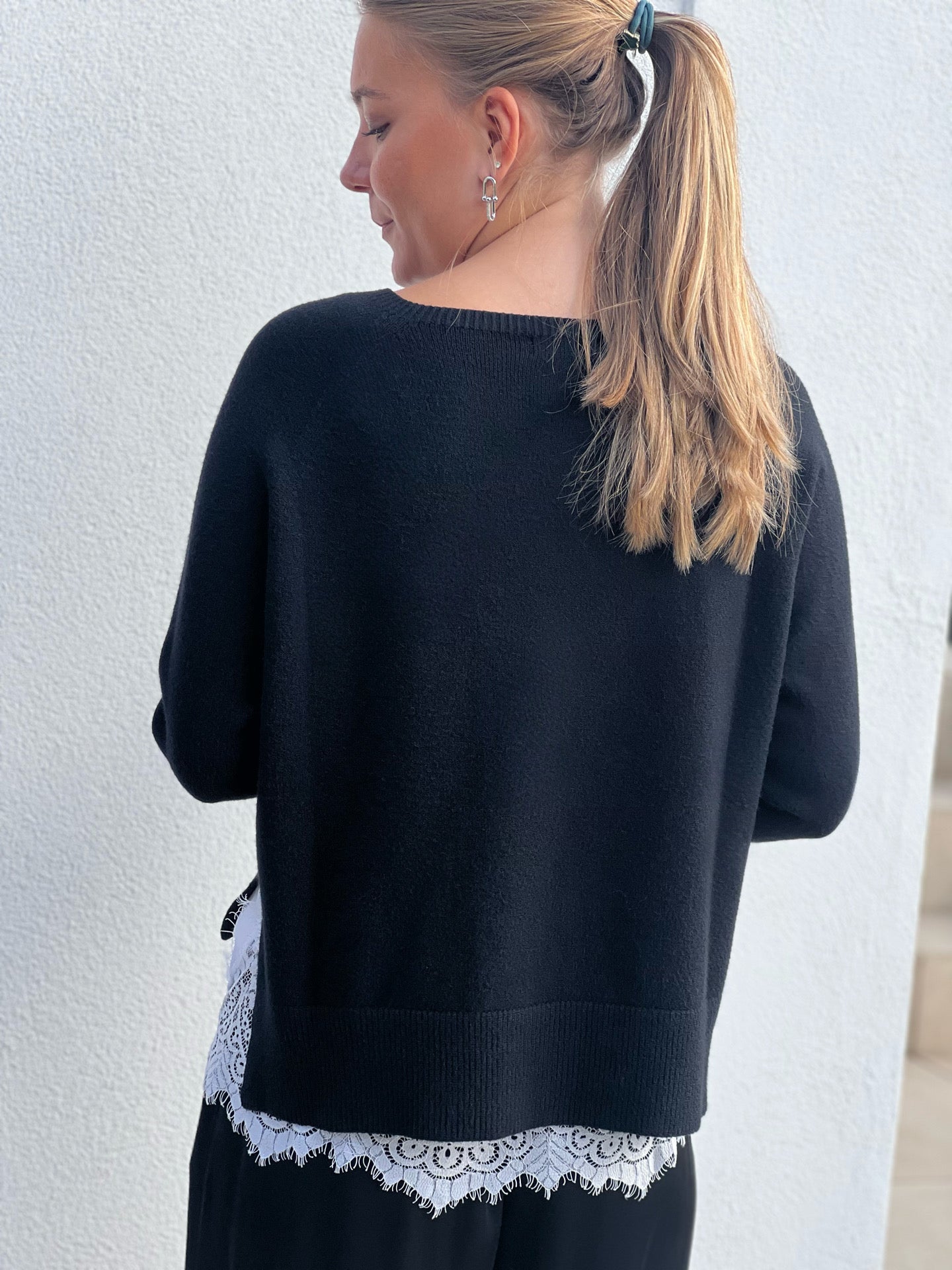 Gilda Kort Stickad Tröja