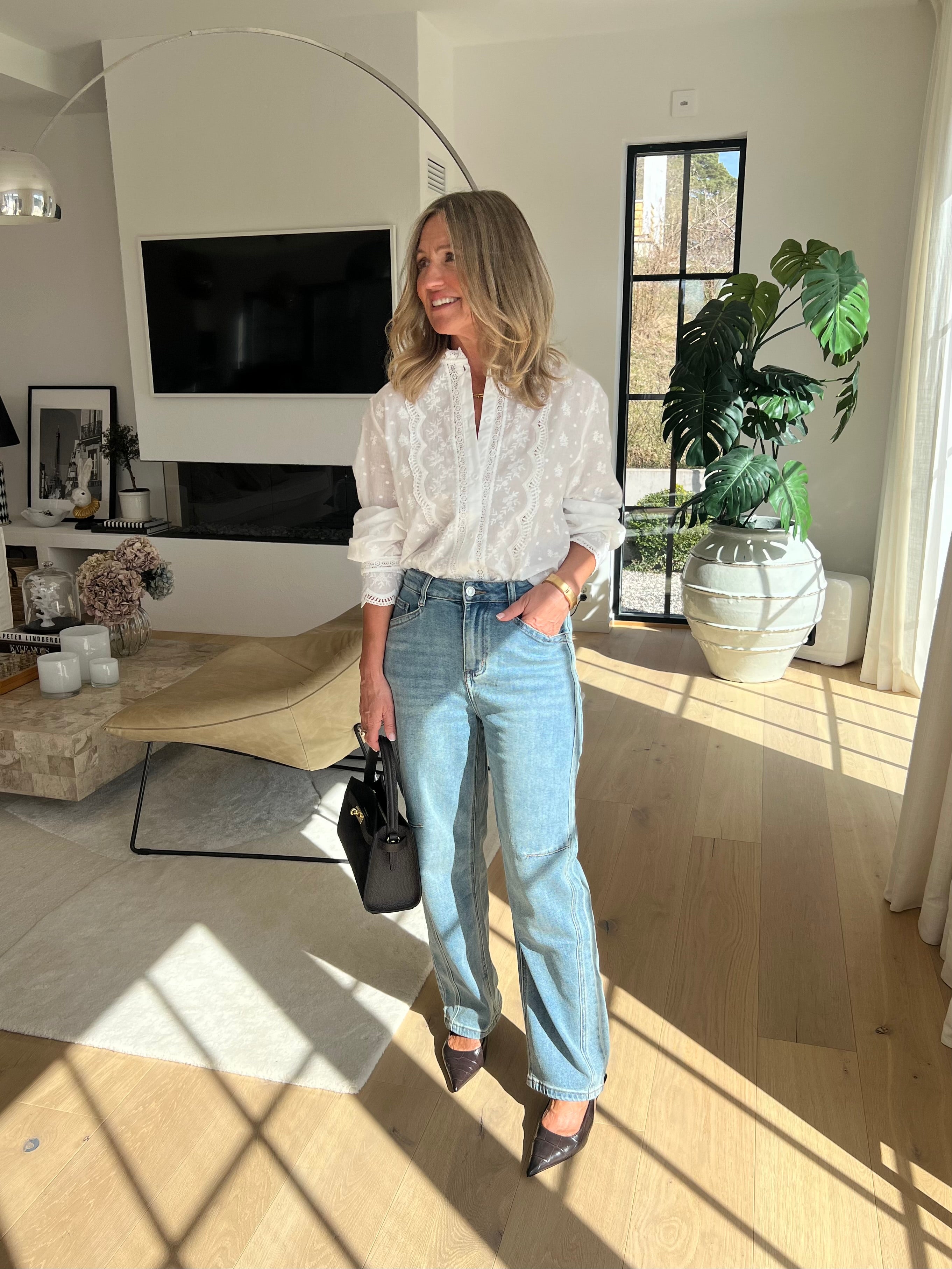 Kora Barrel Jeans