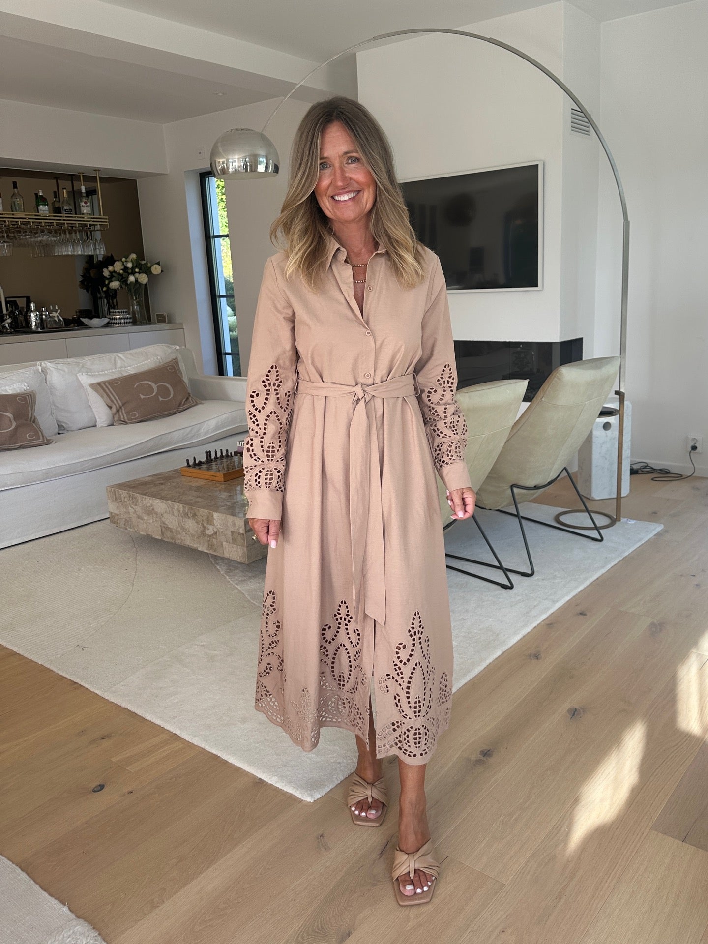 Camille Klänning med Broderie Anglais