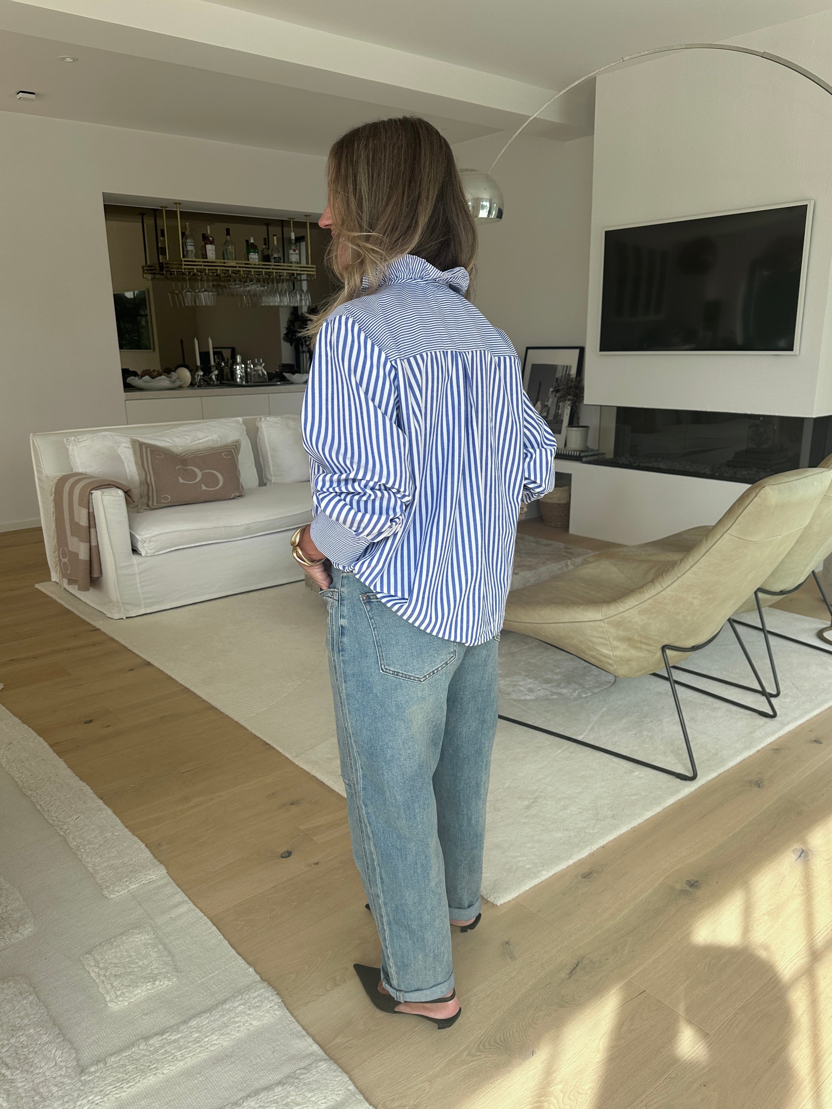 Malene Blus med Volang