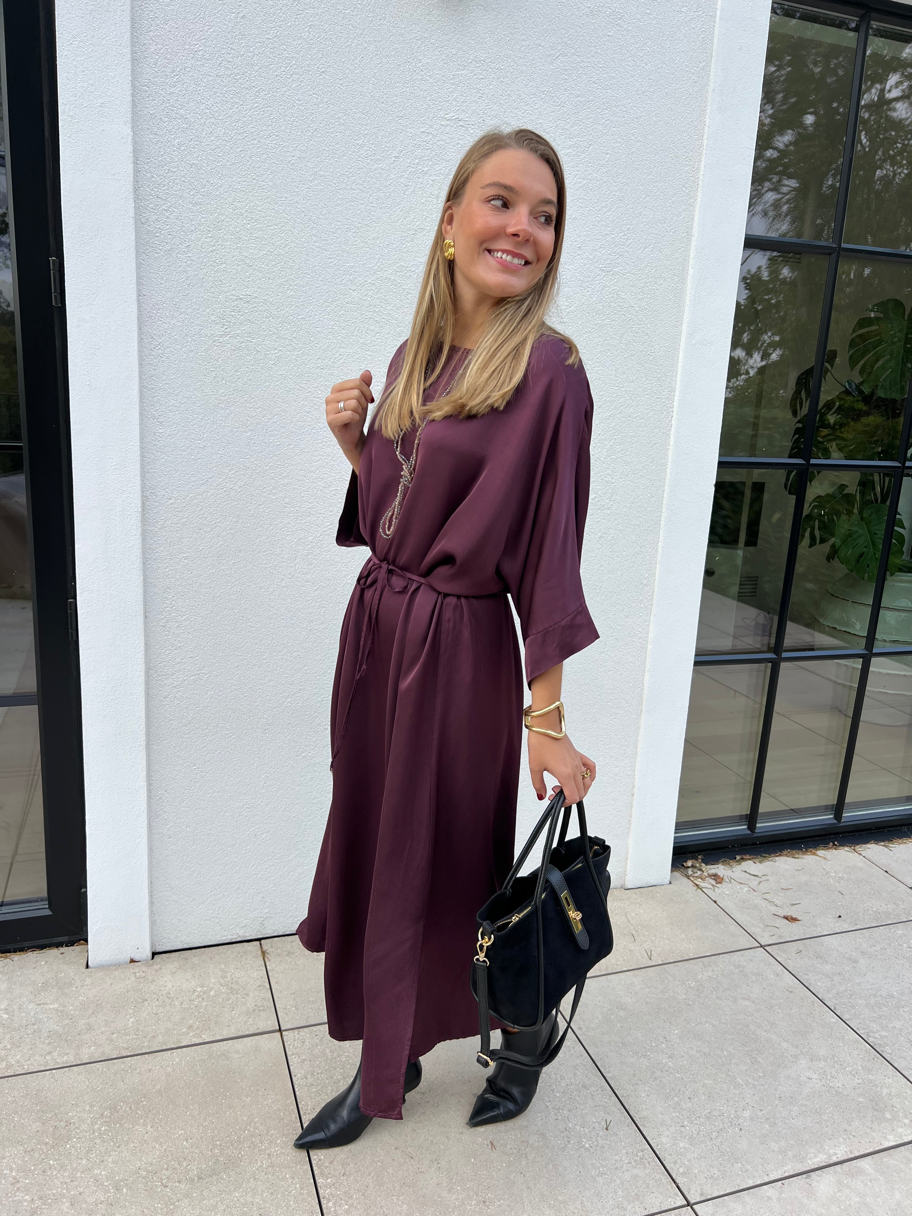 Olivia Klänning Viskos