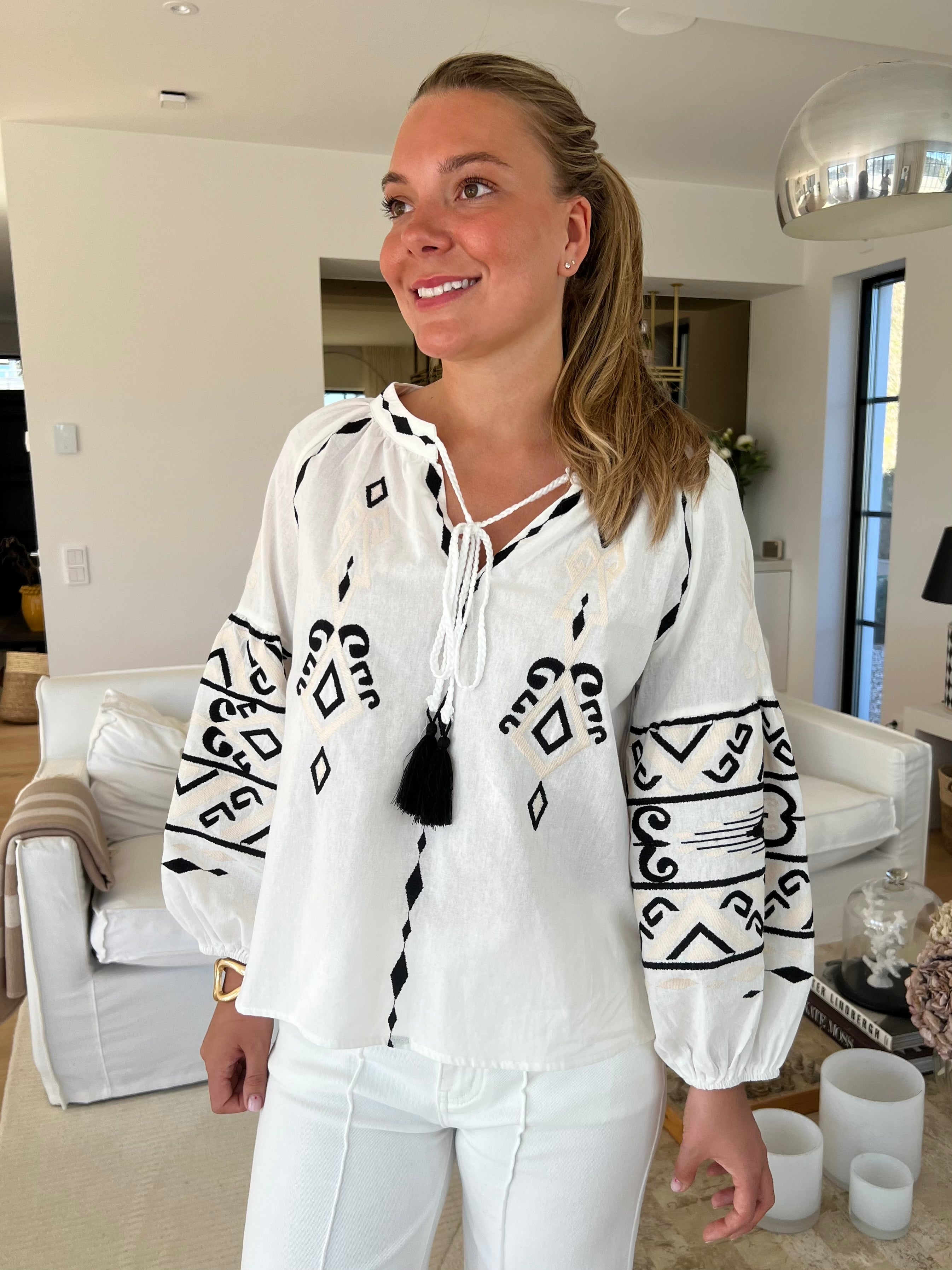 Marion Broderad Blus Vit