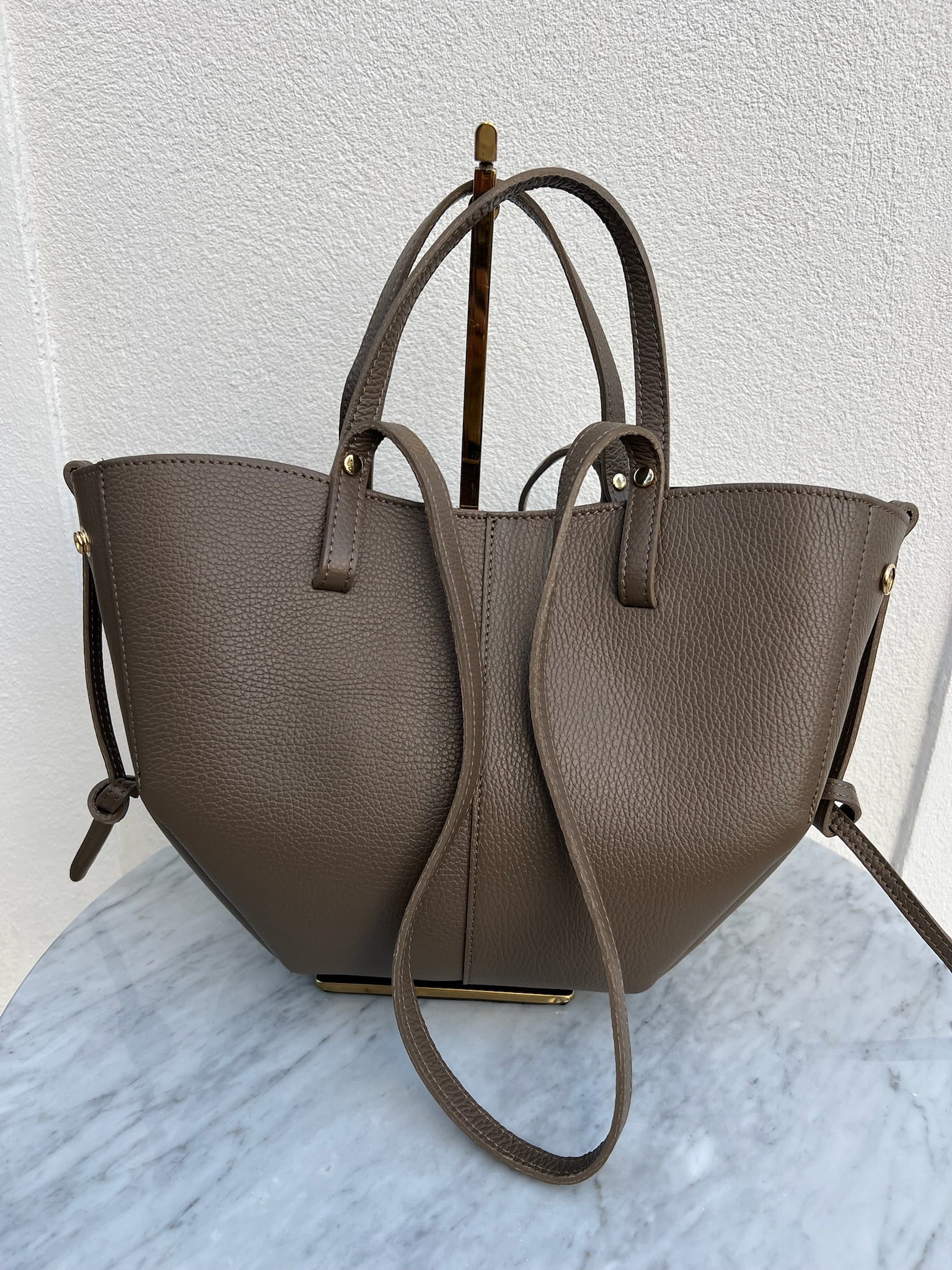 Lauren Väska Mellan